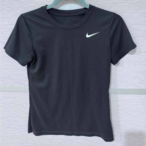 Nike Tops - Nike Shirt Women's XS Black Dry Running Top Dri-Fit Mesh Lightweight Athletic